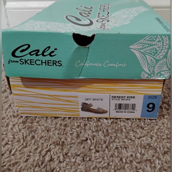 Women's Cali from Skechers Memory foam Velcro Sandals Dessert Kiss Size 9 - Picture 2 of 10